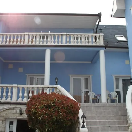 Blue House بيت ضيافة Hévíz