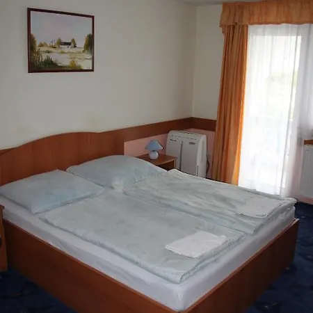 Blue House 3*