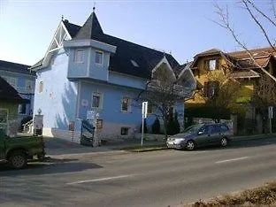 بيت ضيافة Blue House