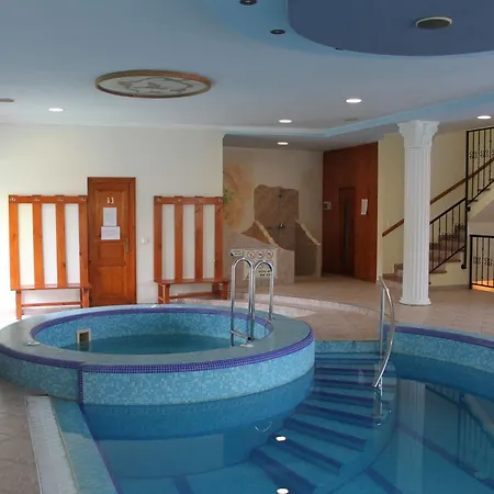 Blue House 3*