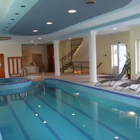 Blue House 3*